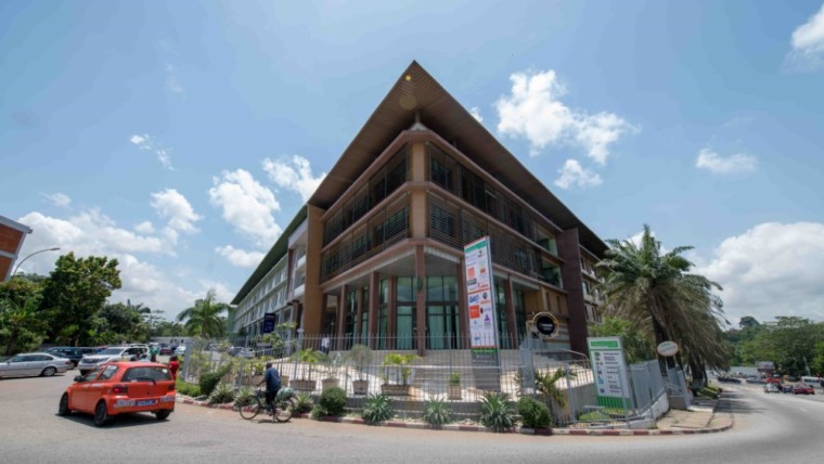 IVOIRE PALM CLUB – Cocody Lycée technique
